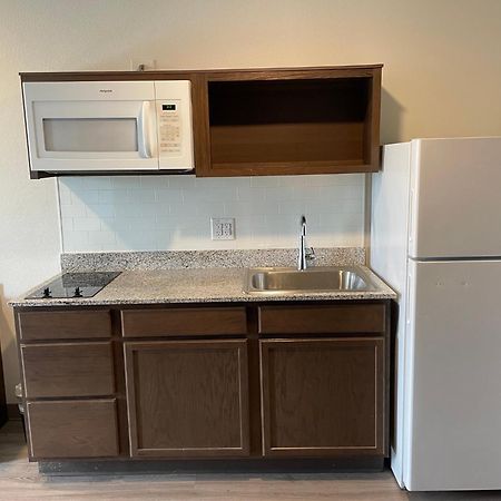 Woodspring Suites Detroit Madison Heights Ngoại thất bức ảnh