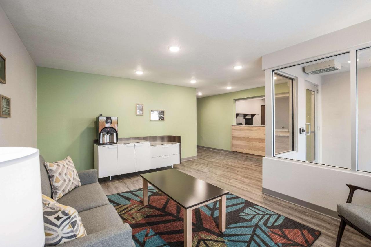 Woodspring Suites Detroit Madison Heights Ngoại thất bức ảnh