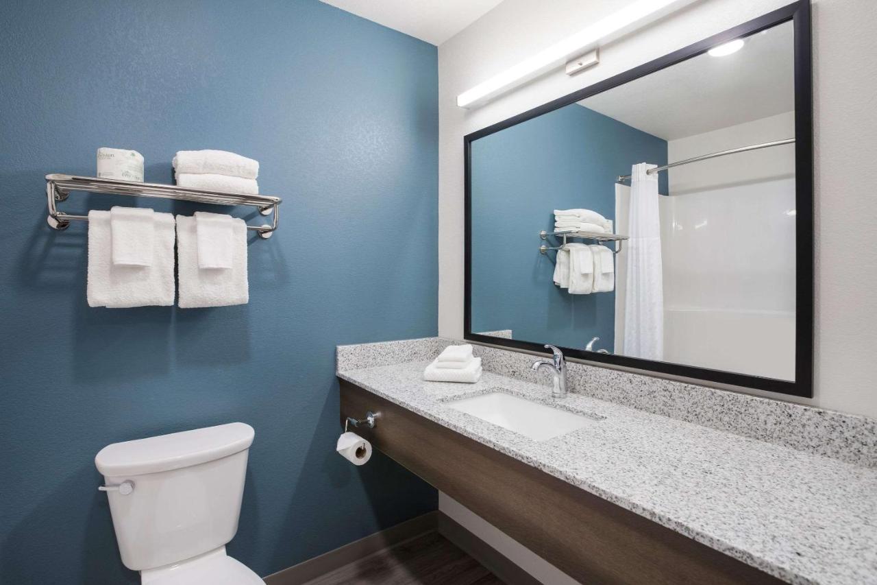 Woodspring Suites Detroit Madison Heights Ngoại thất bức ảnh